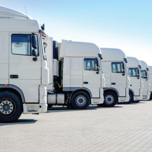 Свой автопарк грузовых автомобилей